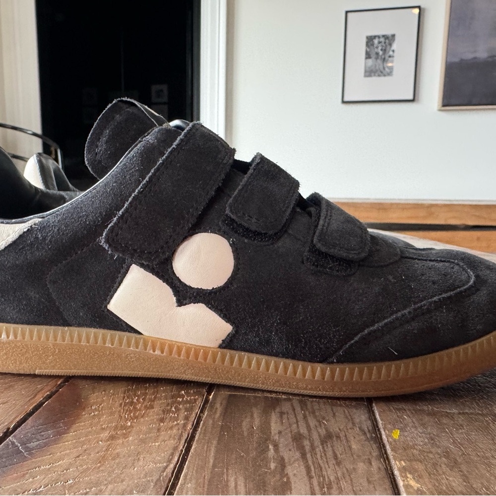 Isabel Marant ‘Beth’ low top sneaker in black suede | 39